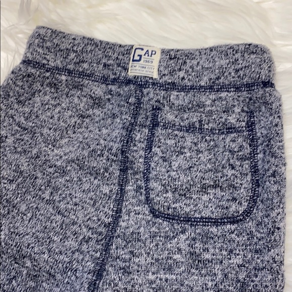 GAP baby boy joggers - 18-24 months - Picture 4 of 4